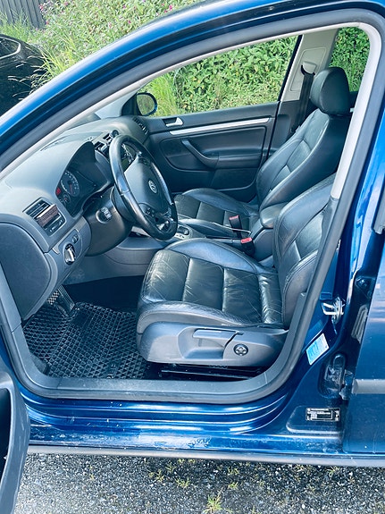Volkswagen Golf V 23 of 30