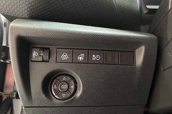 Citroen E-C4 17 of 24