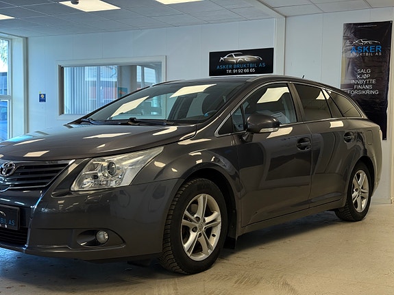 Toyota Avensis 6 of 30
