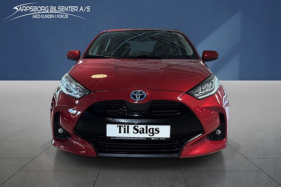 Toyota Yaris 2 of 20