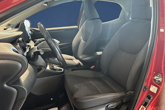 Toyota Yaris 8 of 20