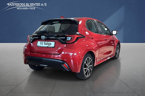 Toyota Yaris 5 of 20