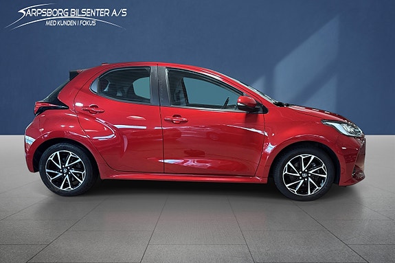 Toyota Yaris 4 of 20