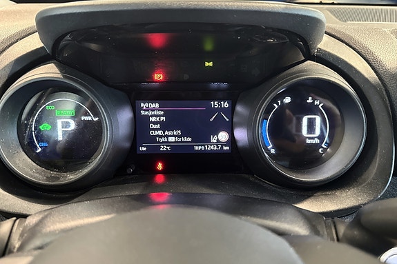 Toyota Yaris 14 of 20