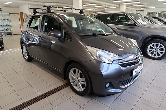 Toyota Verso-S 6 of 30