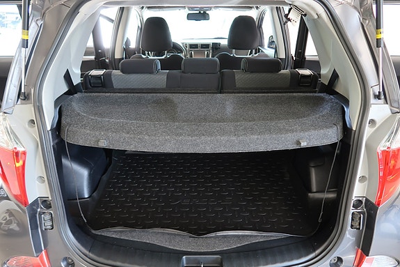 Toyota Verso-S 18 of 30