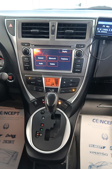 Toyota Verso-S 26 of 30