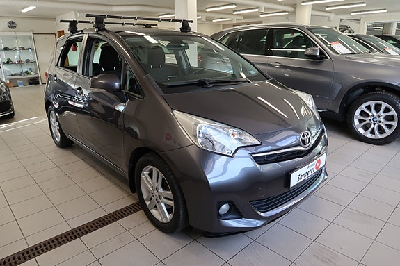 Toyota Verso-S 5 of 30