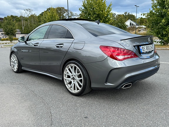 Mercedes-Benz CLA200 4 of 21