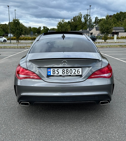 Mercedes-Benz CLA200 5 of 21