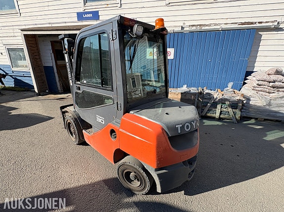 Toyota Tonero 30 Gaffeltruck, 3 000 kg løftekapasitet, sideforskyver 4 of 18