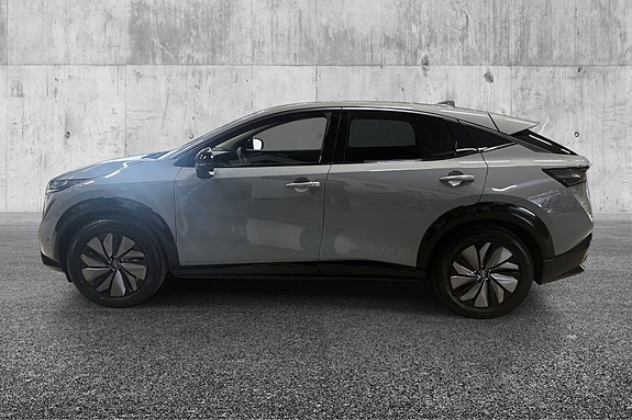 Nissan Ariya 8 of 18