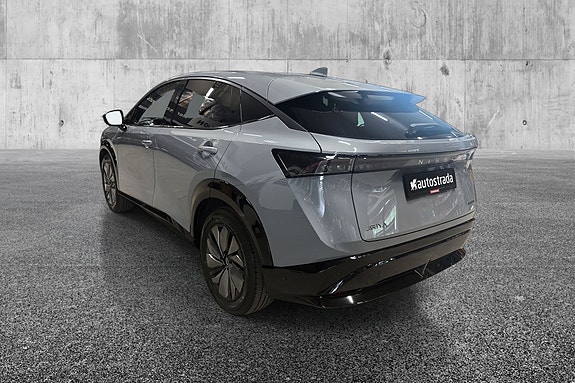 Nissan Ariya 7 of 18