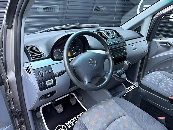 Mercedes-Benz Vito 111 12 of 30