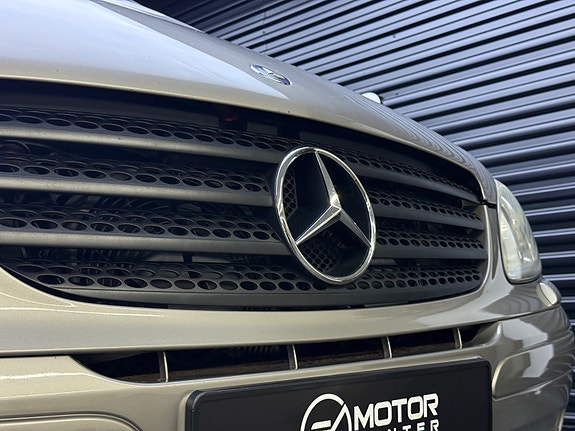 Mercedes-Benz Vito 111 4 of 30