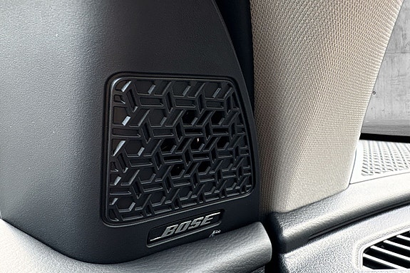 Nissan Ariya 16 of 19