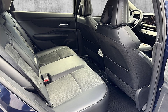 Nissan Ariya 8 of 19