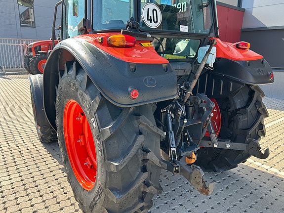 Kubota M4073  Se Timer 7 of 12