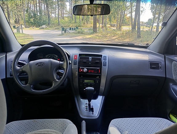 Hyundai Tucson 10 of 28