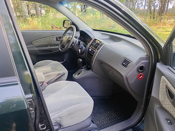 Hyundai Tucson 23 of 28