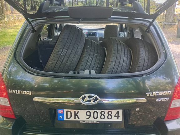 Hyundai Tucson 21 of 28
