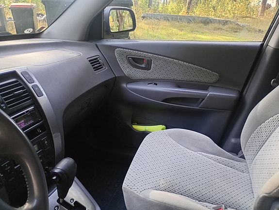 Hyundai Tucson 18 of 28