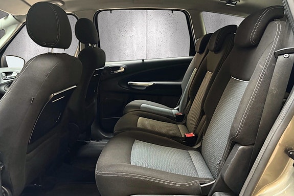 Ford S-MAX 24 of 30