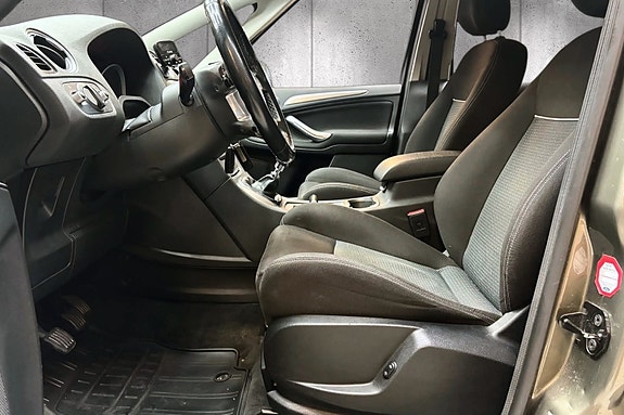 Ford S-MAX 21 of 30