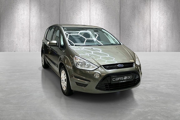 Ford S-MAX 2 of 30
