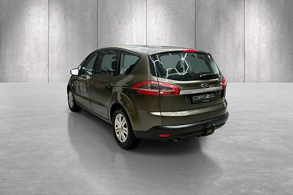Ford S-MAX 4 of 30