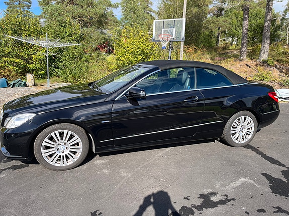 Mercedes-Benz E250 7 of 16