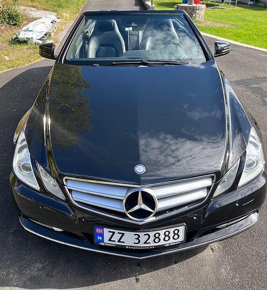 Mercedes-Benz E250 8 of 16