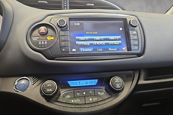 Toyota Yaris 28 of 30