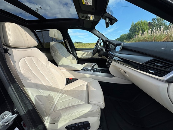 BMW X5 3 of 26