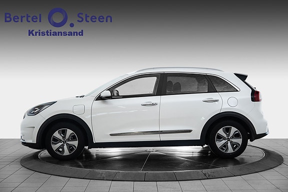 Kia Niro 2 of 30