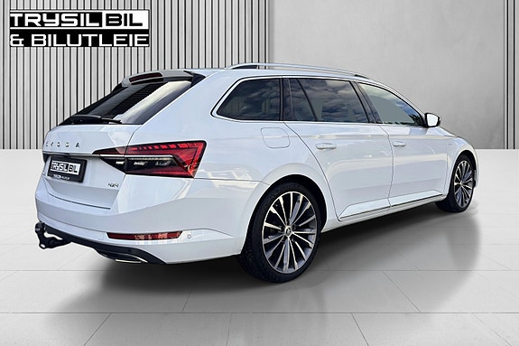 Skoda Superb 18 of 30