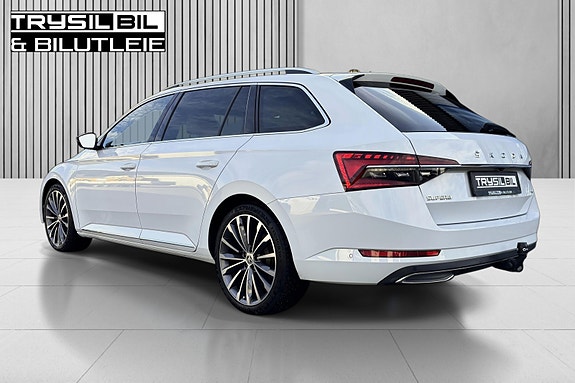 Skoda Superb 11 of 30