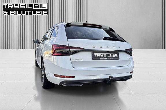 Skoda Superb 13 of 30