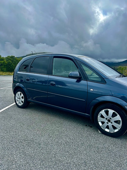 Opel Meriva 2 of 26