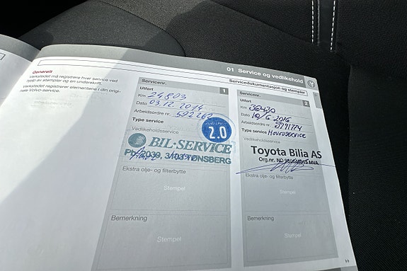 Volvo V40 15 of 18
