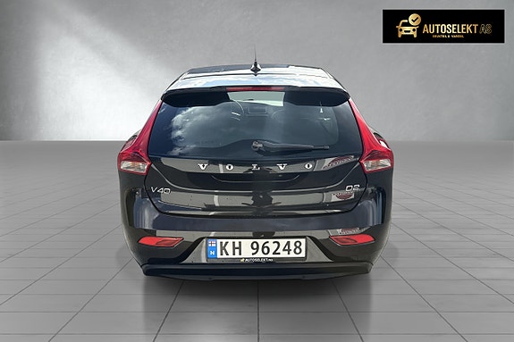 Volvo V40 6 of 18