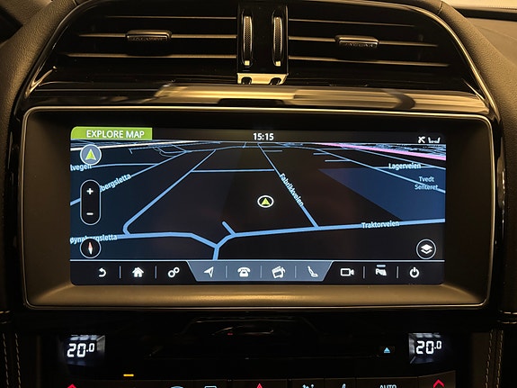 Jaguar F-PACE 23 of 30