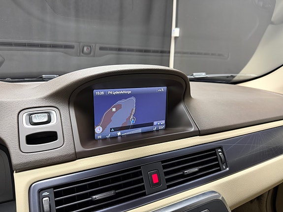Volvo XC70 19 of 30