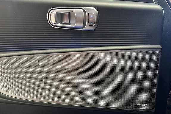 Hyundai Ioniq 6 17 of 26
