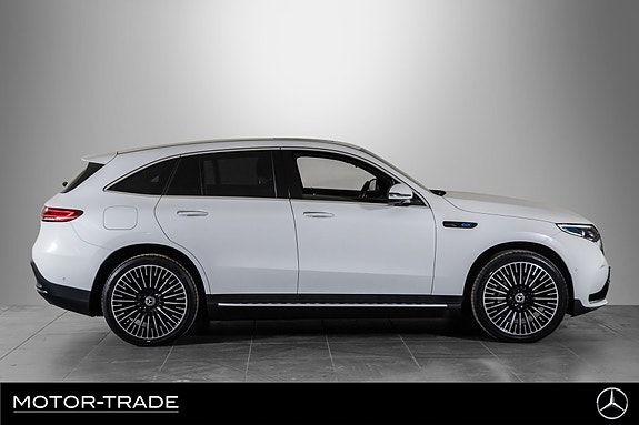Mercedes-Benz EQC400 7 of 30