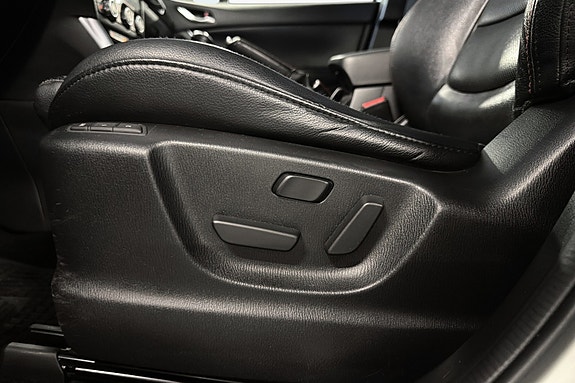 Mazda CX-5 16 of 29