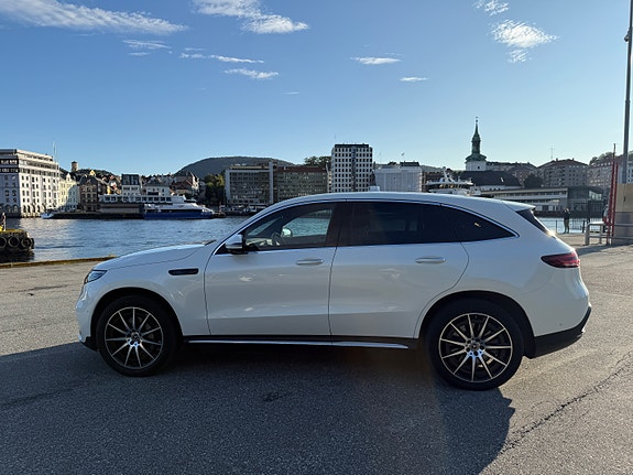 Mercedes-Benz EQC400 7 of 21