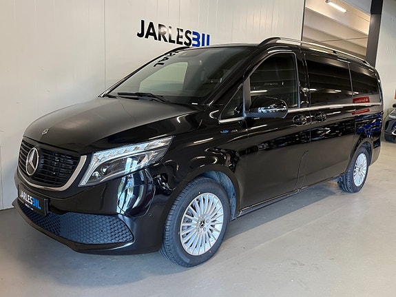 Mercedes-Benz EQV300 9 of 26