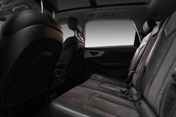 Audi Q7 27 of 30