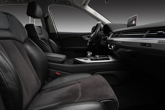 Audi Q7 30 of 30